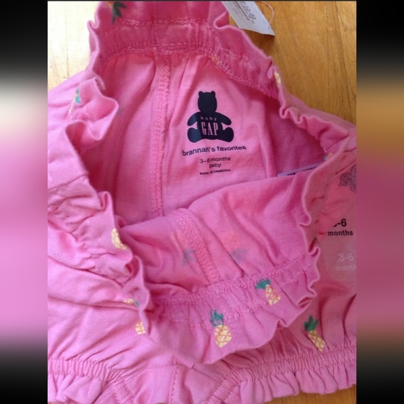 BABY GAP GIRL'S PINEAPPLE SHORTS/ BOTTOMS Size 3-6 months New - Picture 3 of 5